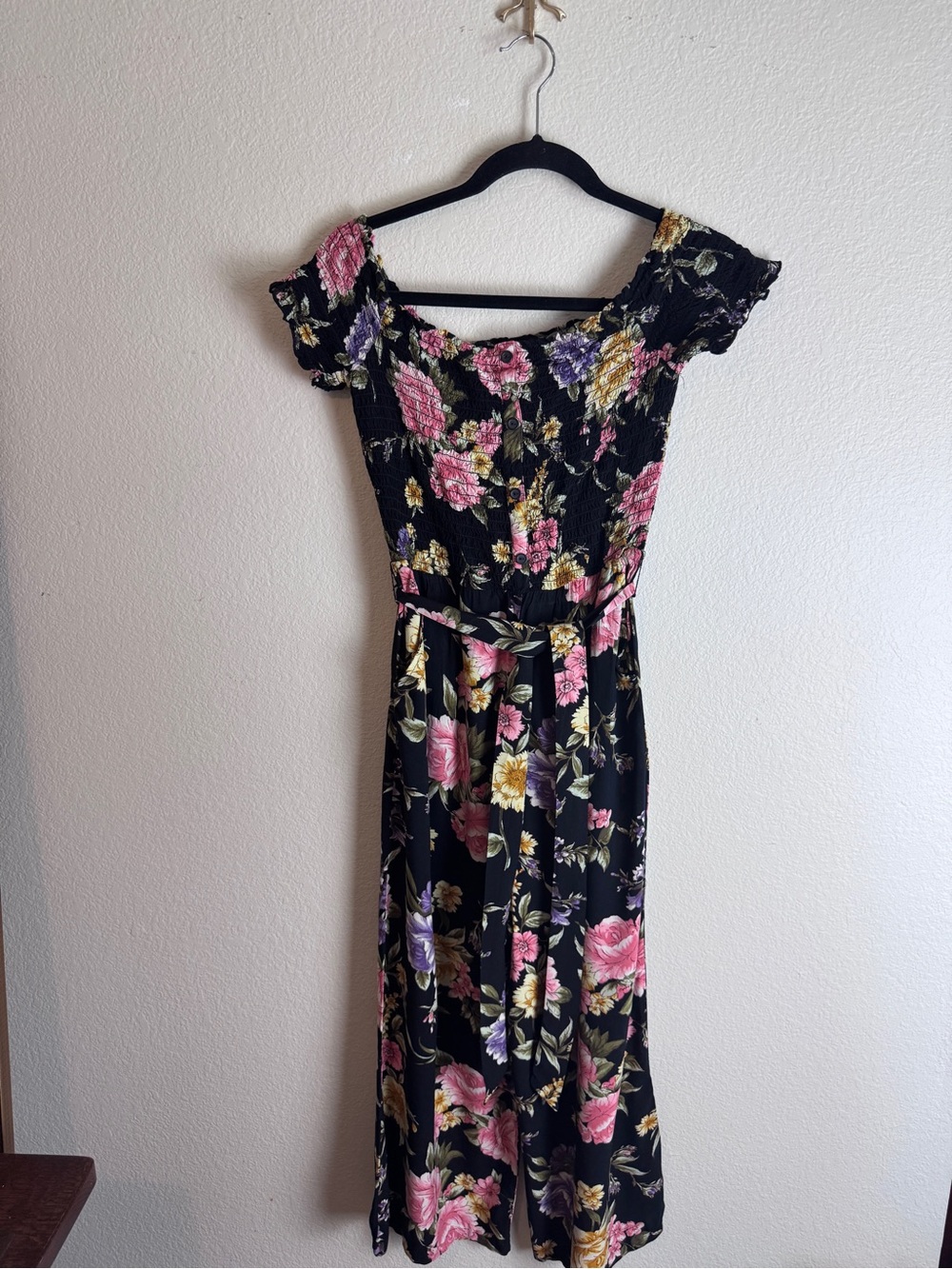 Nevena Rae Black Floral Smocked Belted Jumpsuit Square Neck Womens Size M